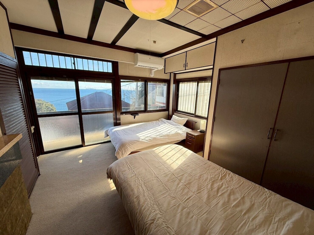 ハウス バルコニー オーシャンビュー 客室6 | あざみ庵 熱海