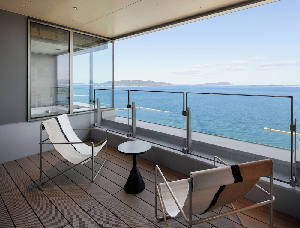 スタジオスイート 禁煙 オーシャンビュー (Main, Triple) 客室2 | 福岡プリンスホテル ももち浜