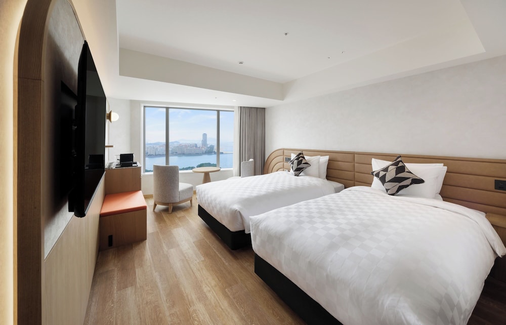 クラブ ツインルーム 禁煙 オーシャンビュー (Main) | 福岡プリンスホテル ももち浜