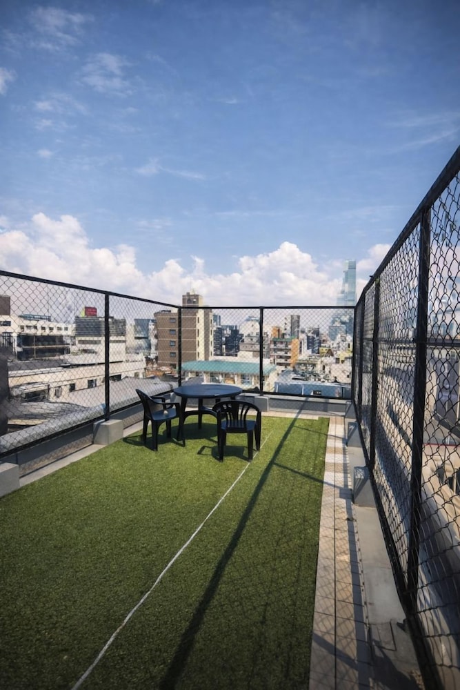 ベーシック ダブルルーム テラス / パティオ0 | アンバー ホステル