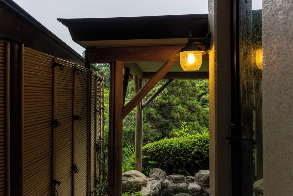 トラディショナル ルーム バスルーム0 | 瑞光園