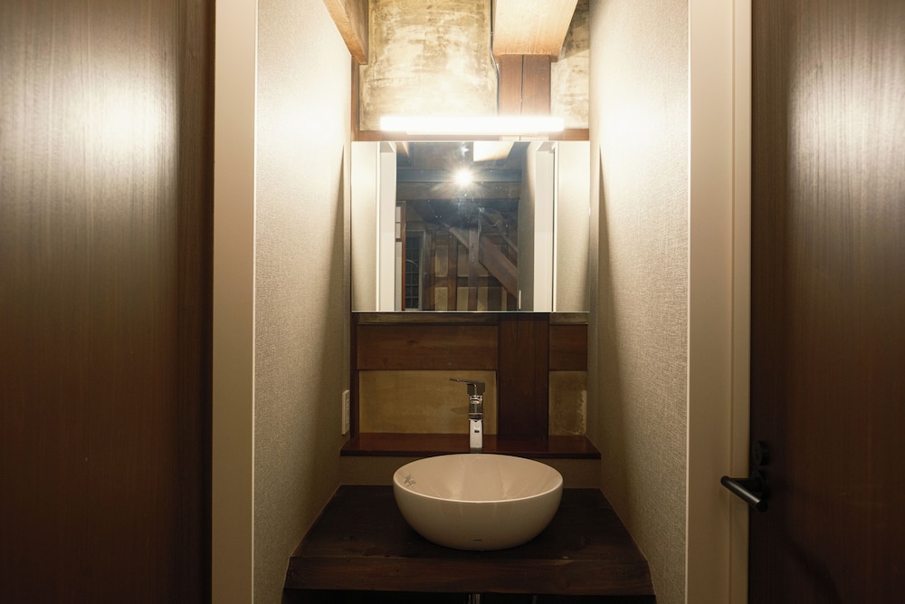 コンフォート シャレー ベッド (複数台) 禁煙 客室清掃 客室4 | 泊まれる文化交流施設「盆宿Ｕ」