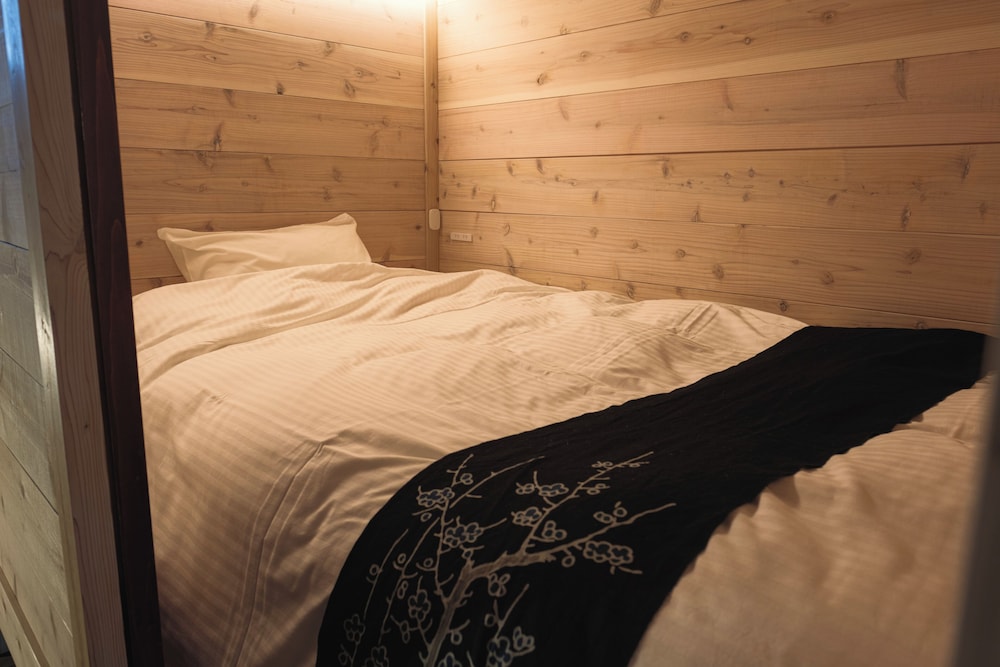 コンフォート シャレー ベッド (複数台) 禁煙 客室清掃 | 泊まれる文化交流施設「盆宿Ｕ」