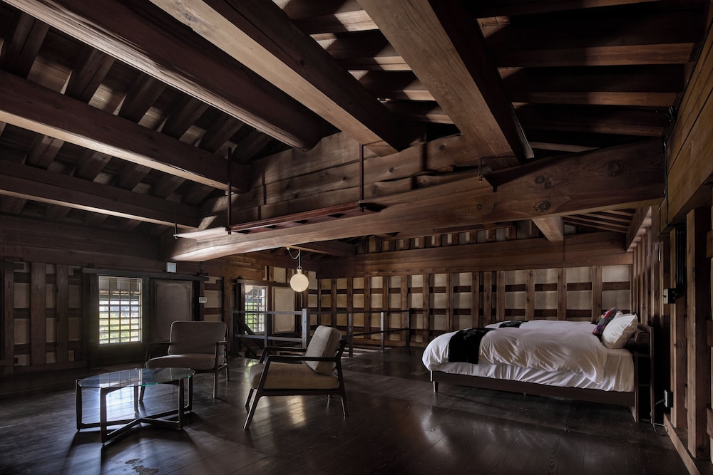 和風スイート ベッド (複数台) 禁煙 簡易キッチン | 泊まれる文化交流施設「盆宿Ｕ」