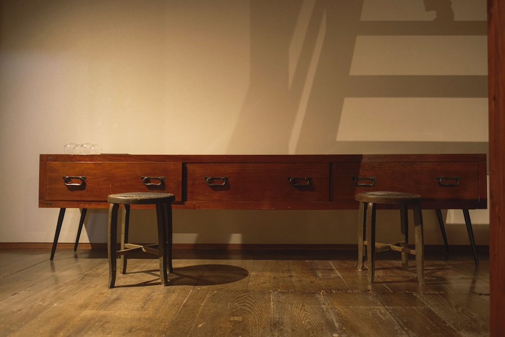 スタンダード シャレー ベッド (複数台) 禁煙 客室清掃 客室6 | 泊まれる文化交流施設「盆宿Ｕ」