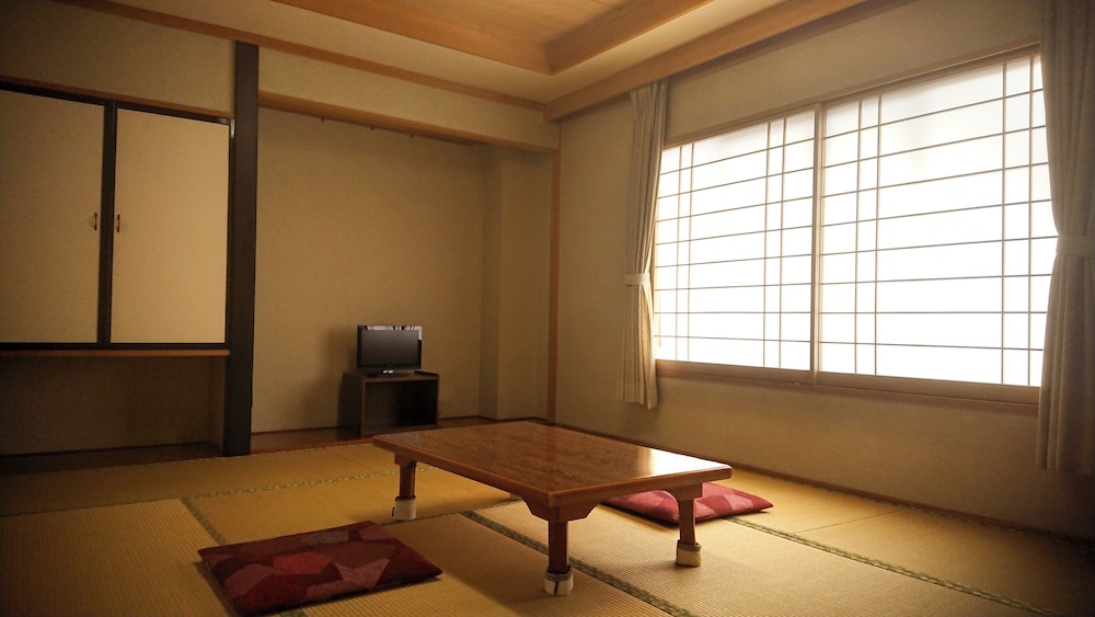 和室 喫煙可 | ホテル湯王温泉