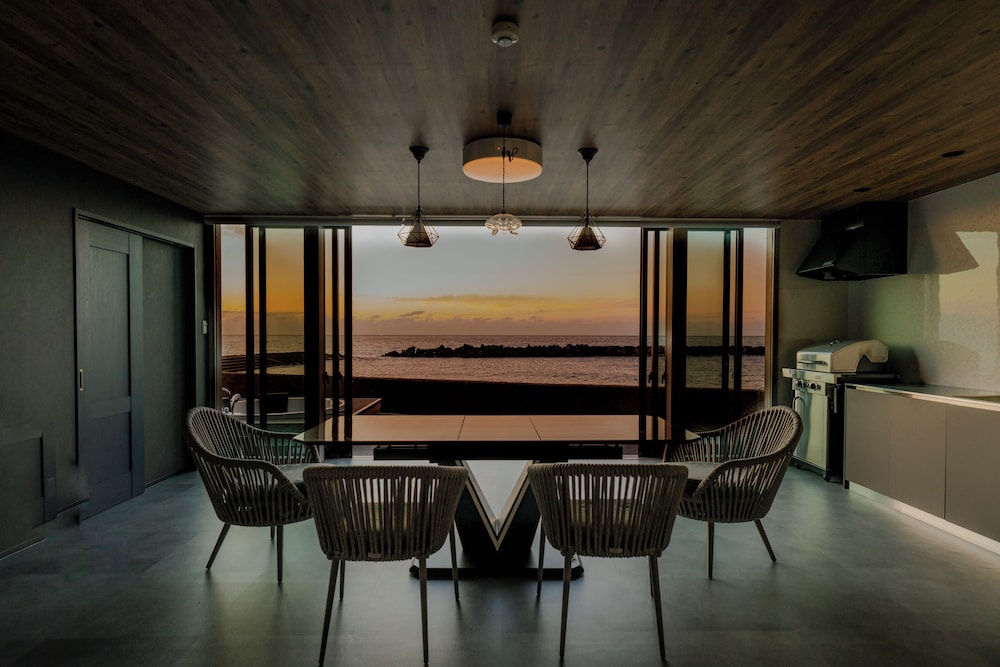 スタンダード ルーム バルコニー シービュー | UMITOMA OCEAN VIEW RESORT ECHIZEN
