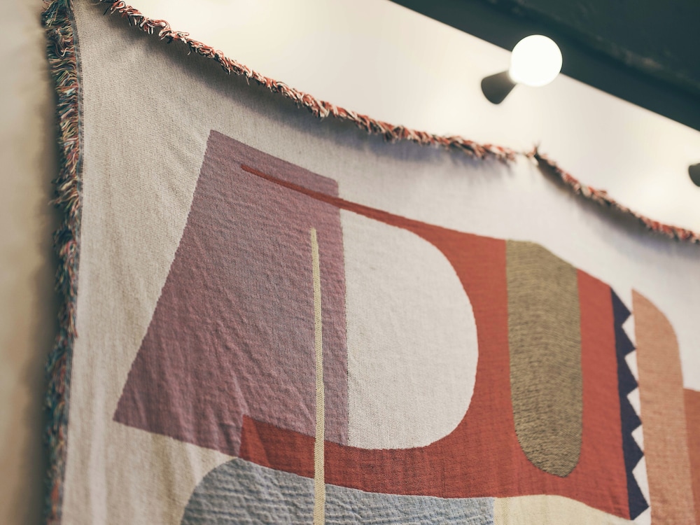 スーペリア ルーム リビング エリア2 | illi Lay Shibuya-Ebisu