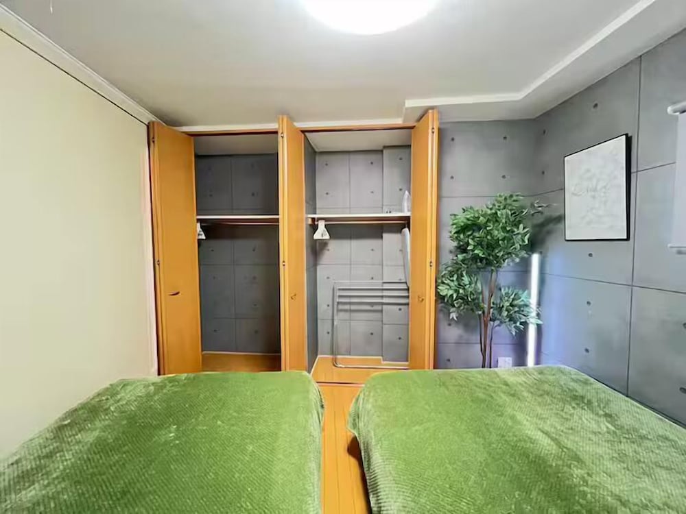 ベーシック アパートメント シティビュー 客室3 | Amika First 101