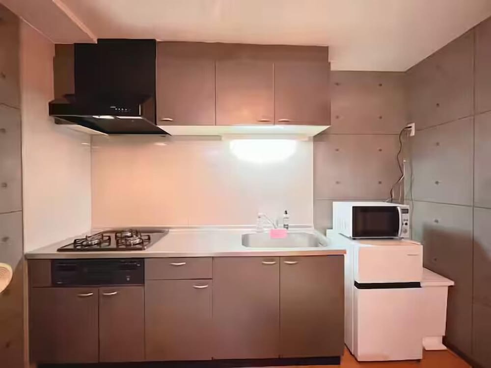 ベーシック アパートメント シティビュー 専用キッチン0 | Amika First 101