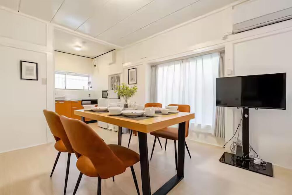 ベーシック ハウス シティビュー 客室内のダイニングエリア0 | 東立石 戸建