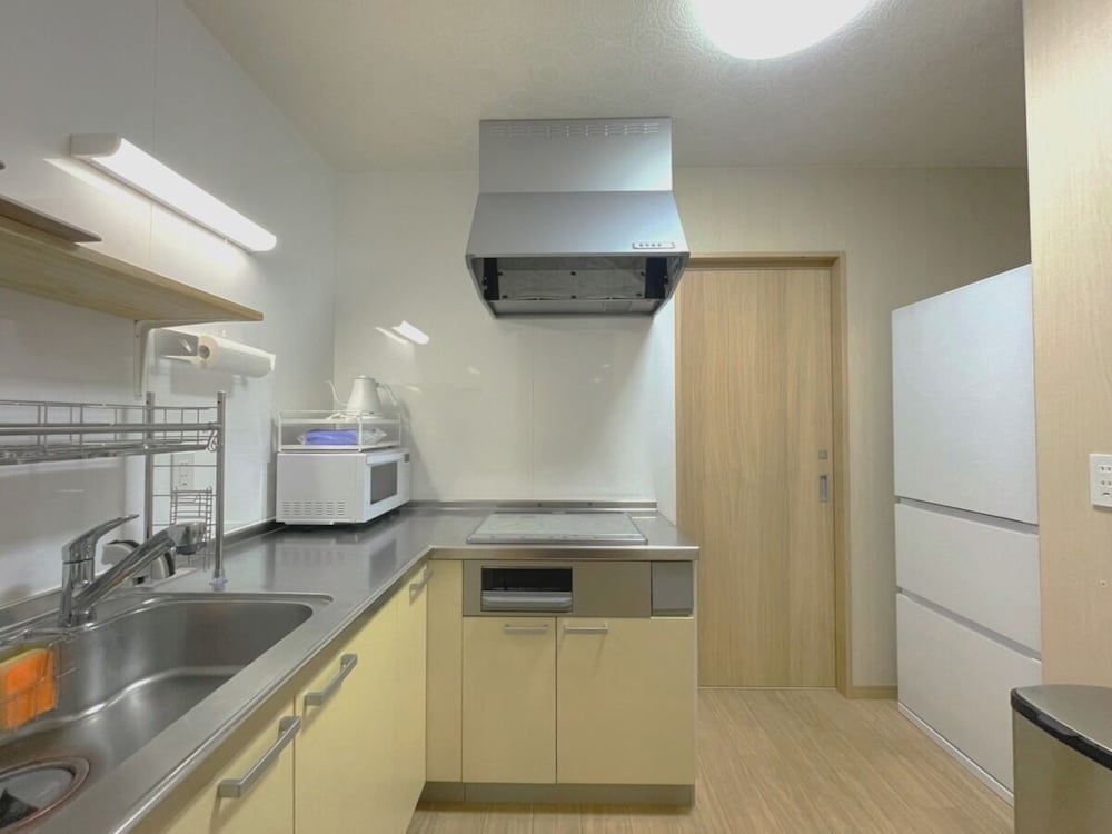 ファミリー ヴィラ オーシャンビュー 専用キッチン3 | SANTE 4073 STAY & SAUNA HAKATA ISLAND 1