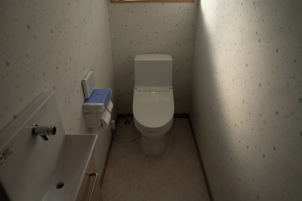 ファミリー ヴィラ オーシャンビュー バスルーム5 | SANTE 4073 STAY & SAUNA HAKATA ISLAND 1