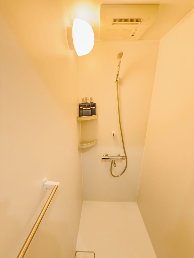 ファミリー スイート ベッド (複数台) 禁煙 1 階 バスルーム0 | ideas ASAKUSA