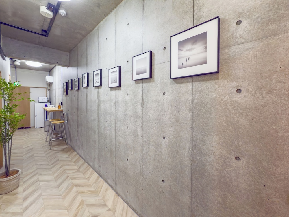 ファミリー スイート ベッド (複数台) 禁煙 1 階 リビング エリア4 | ideas ASAKUSA