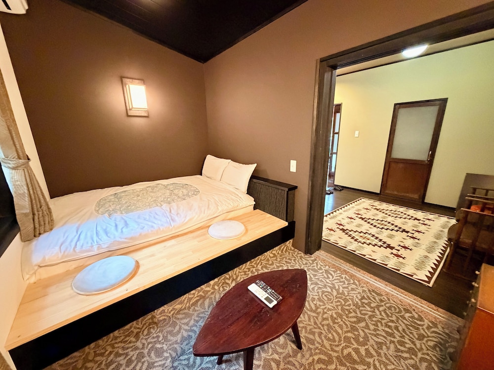 スタンダード ダブルルーム 禁煙 客室1 | 大正由布の花