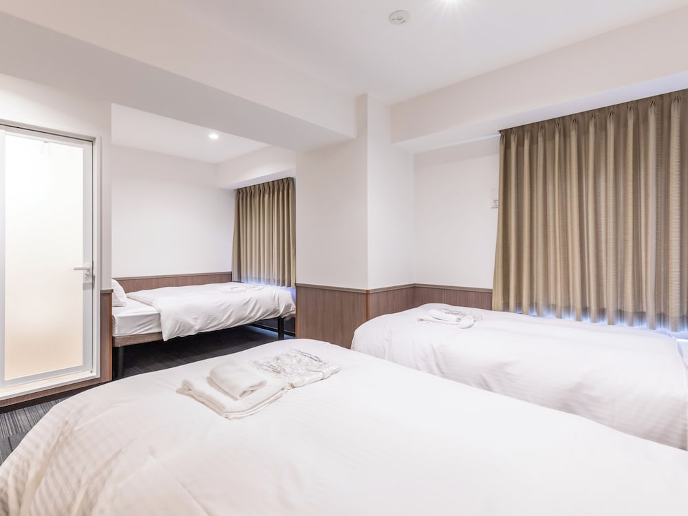 トリプルルーム 禁煙 | ホテルエクセレンス 円町駅前