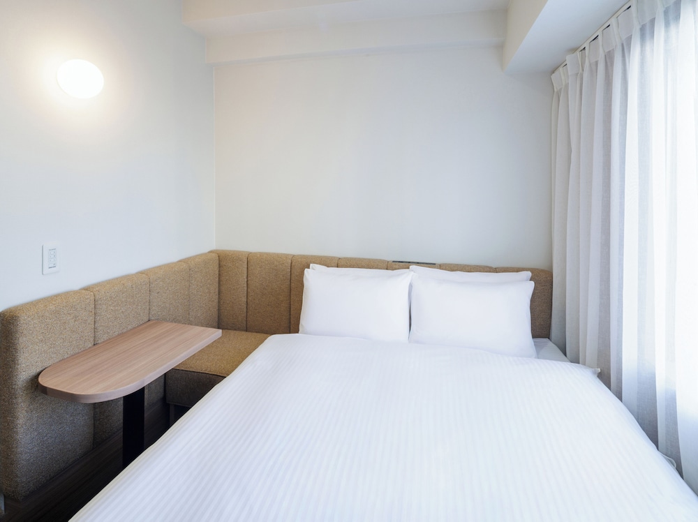スタンダード ダブルルーム 客室2 | ホテル アマネク 浅草桜橋