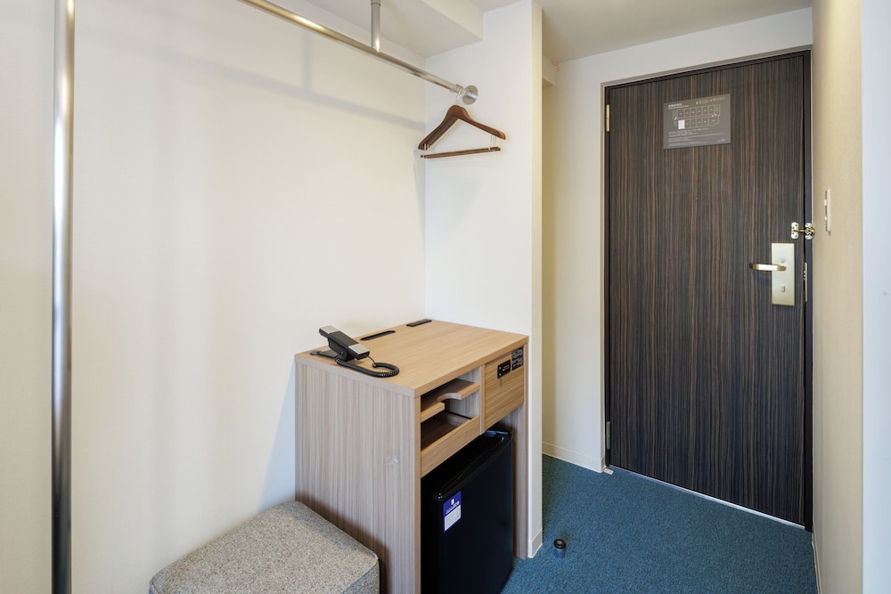 スタンダード ダブルルーム 客室3 | ホテル アマネク 浅草桜橋