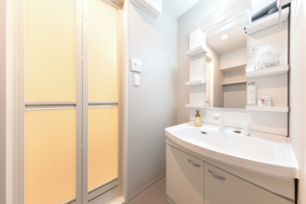 ファミリー スイート 禁煙 (901) バスルーム0 | Living like Hotel 博多駅南