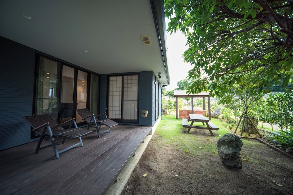 ふくぎ（ペット不可） テラス / パティオ0 | 美ら海ビレッジ　もとぶ富士カルスト