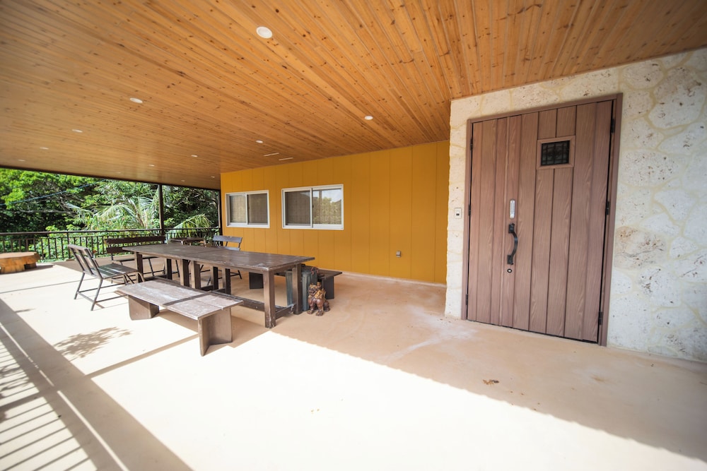 さくら（ペット可） 客室3 | 美ら海ビレッジ　もとぶ富士カルスト