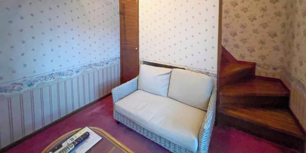 メゾネットファミリールーム（Maisonette Family Room） 客室7 | ペンション バルミー