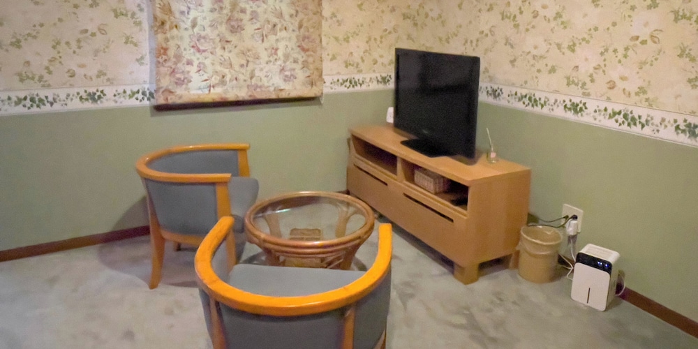 ツインルーム（Twin Room） 客室5 | ペンション バルミー