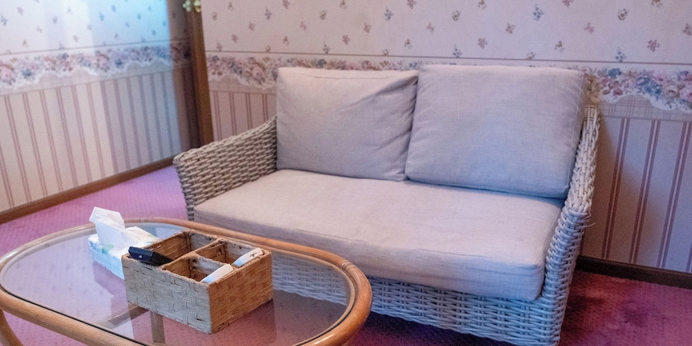 メゾネットファミリールーム（Maisonette Family Room） 客室11 | ペンション バルミー