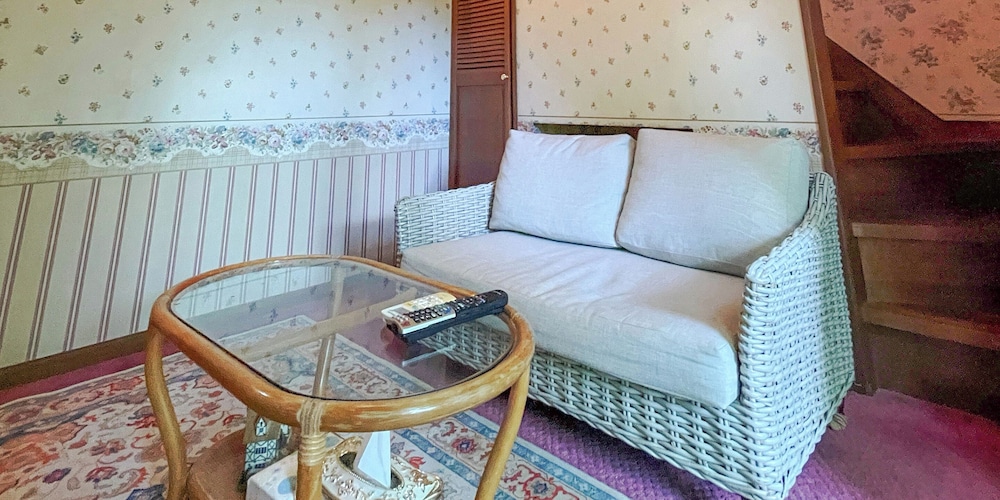 メゾネットファミリールーム（Maisonette Family Room） 客室9 | ペンション バルミー