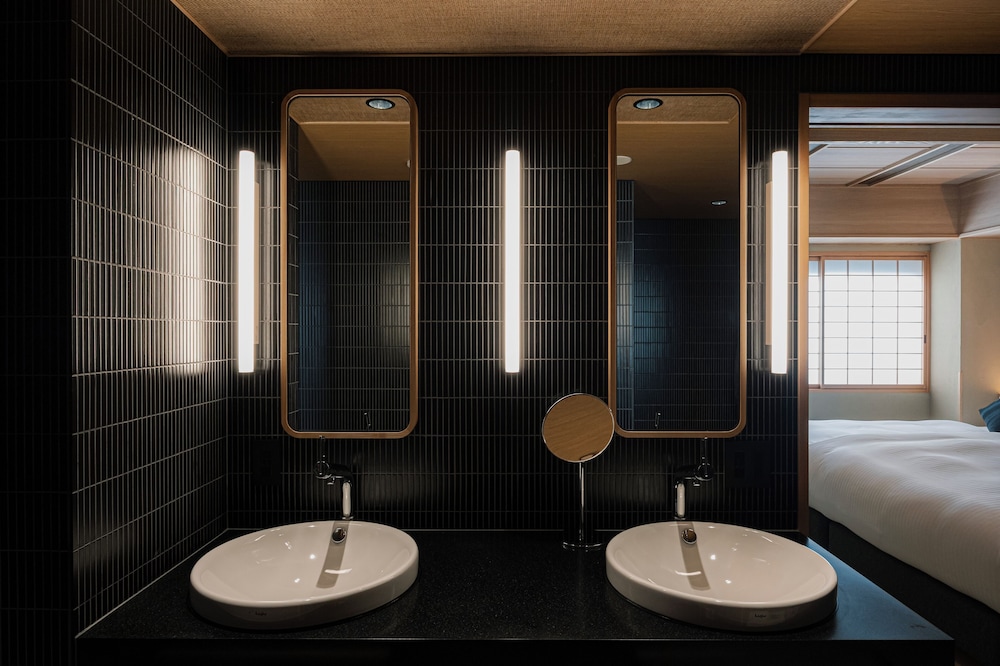 デラックス スイート (ソファーベッド付き) 44㎡ 客室8 | yugen kyoto shijo