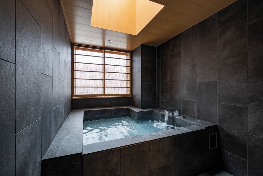 デラックス キングルーム 禁煙 44㎡ バスルーム1 | yugen kyoto shijo