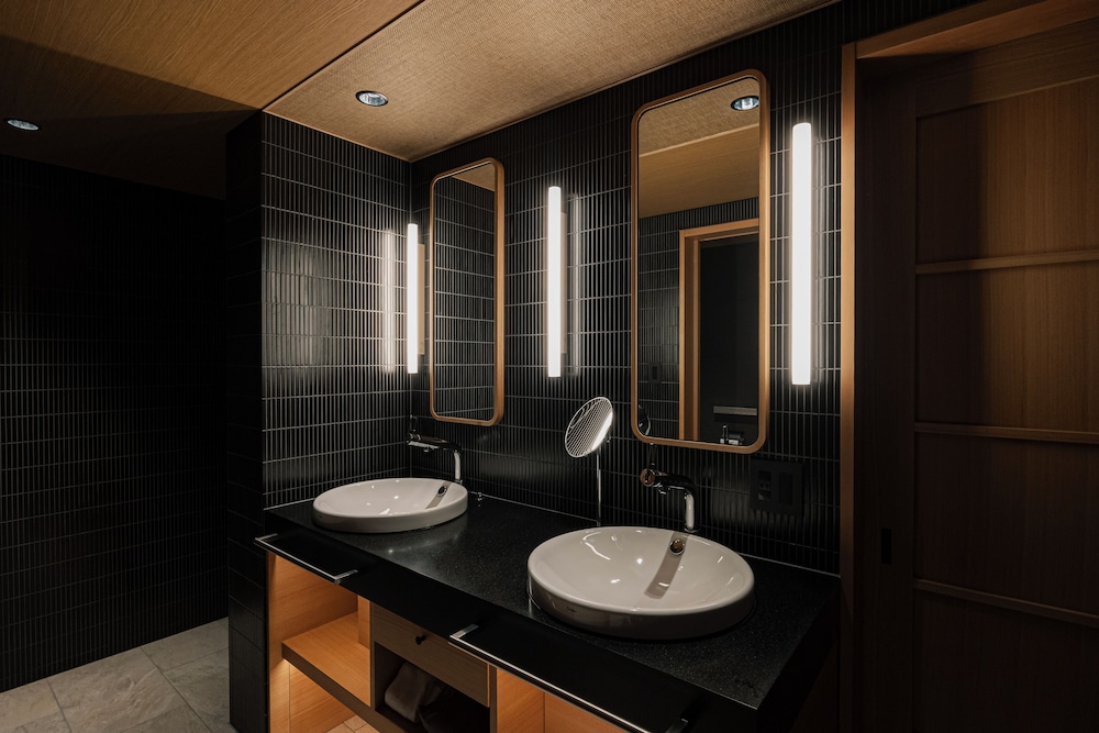 デラックス スイート (ソファーベッド付き) 44㎡ 客室9 | yugen kyoto shijo