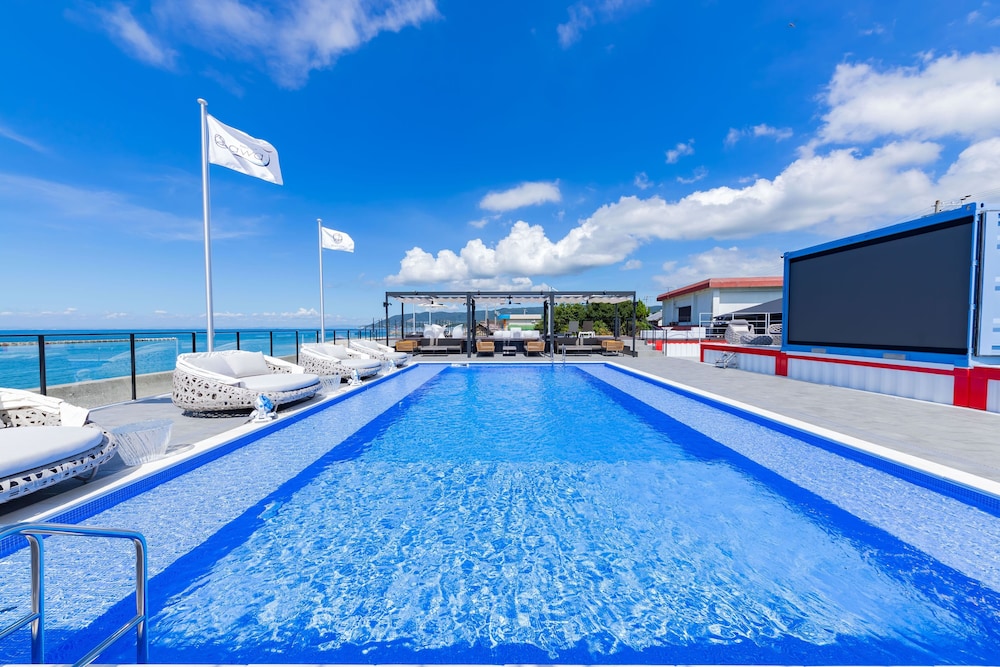 プール1 | awaJ Beach Club