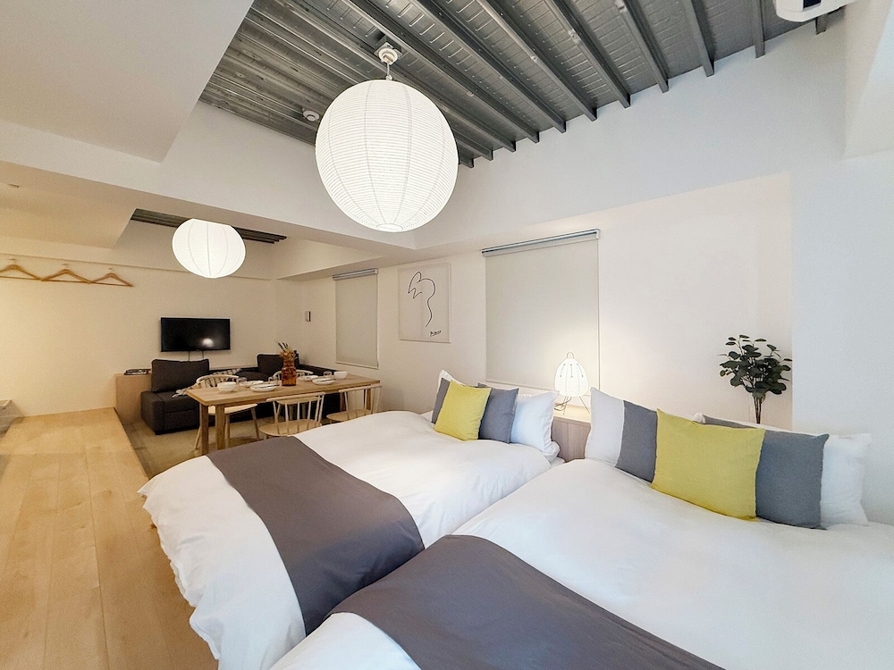 デザイン スタジオ バルコニー 客室1 | Arts Dobashi 3N