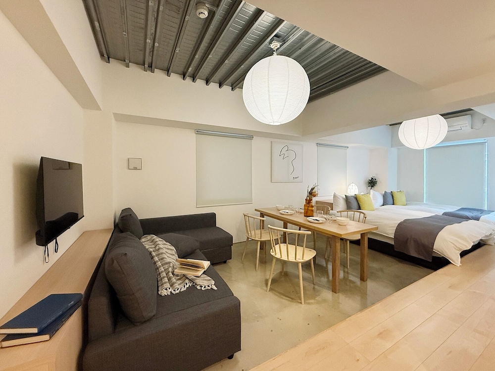 デザイン スタジオ バルコニー 客室2 | Arts Dobashi 3N