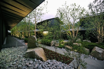 COMICO ART HOUSE YUFUIN