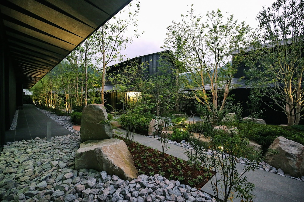 COMICO ART HOUSE YUFUIN