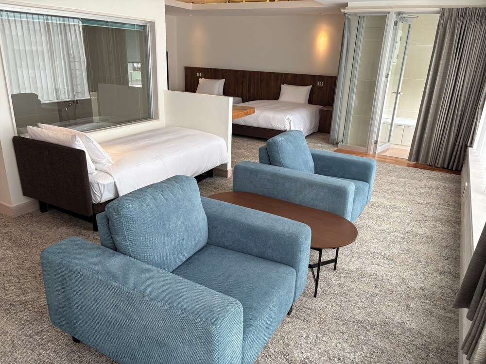 プレミアスイート 70平米/キッチン付 禁煙 客室0 | Anse Yomitan Toya