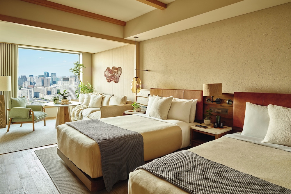 ルーム クイーンベッド 2 台 (Skyline Lounge) | 1 Hotel Tokyo