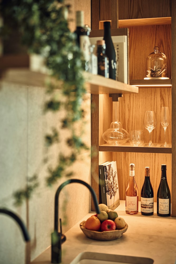 Panoramic Park 1 Bedroom Suite リビングルーム0 | 1 Hotel Tokyo