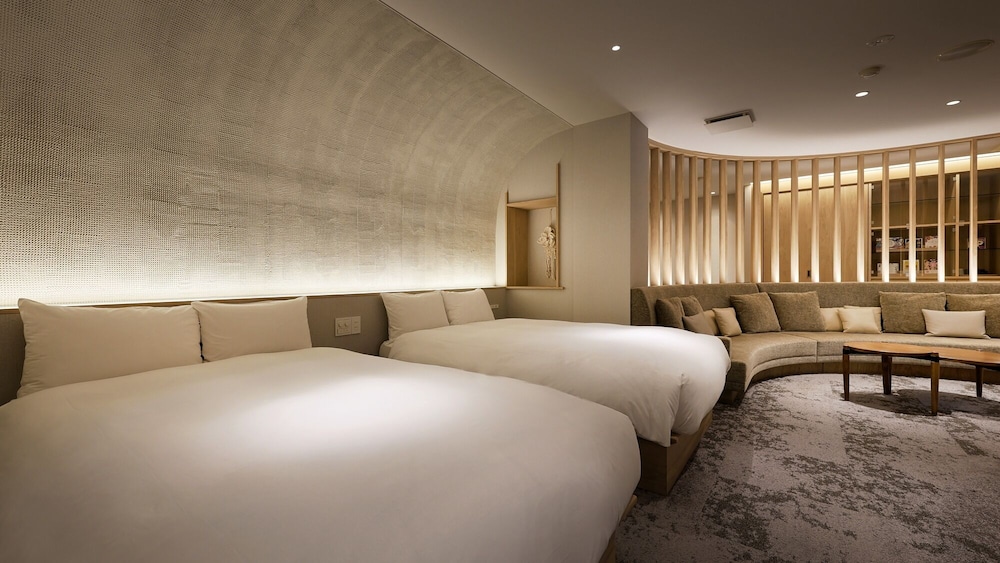 デザイン ルーム 客室1 | 四万温泉 鹿覗きの湯つるや