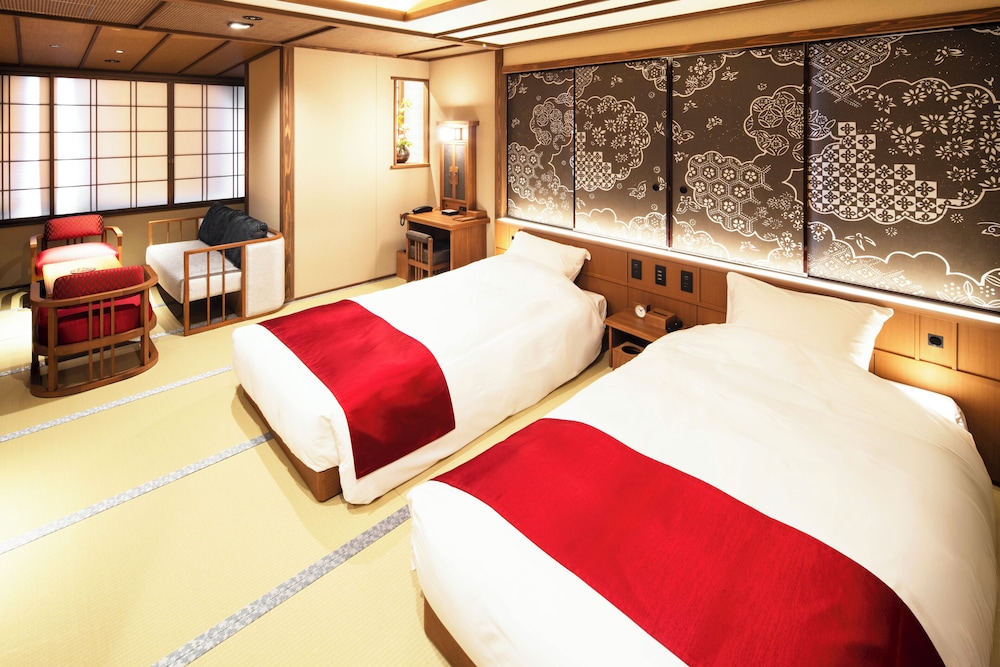 スタンダード トリプルルーム 禁煙 (Adults only) 客室4 | 御室花伝抄 (共立リゾート) - 大人限定