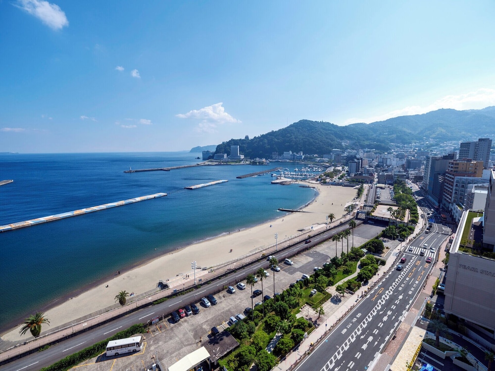 スカイトリプルルーム 温泉露天風呂付 イースト棟 禁煙 ビーチ / オーシャン ビュー0 | ラビスタ熱海テラス