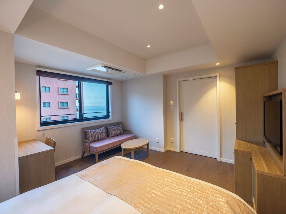 ダブルルーム シャワー付き イースト棟 禁煙 客室2 | ラビスタ熱海テラス