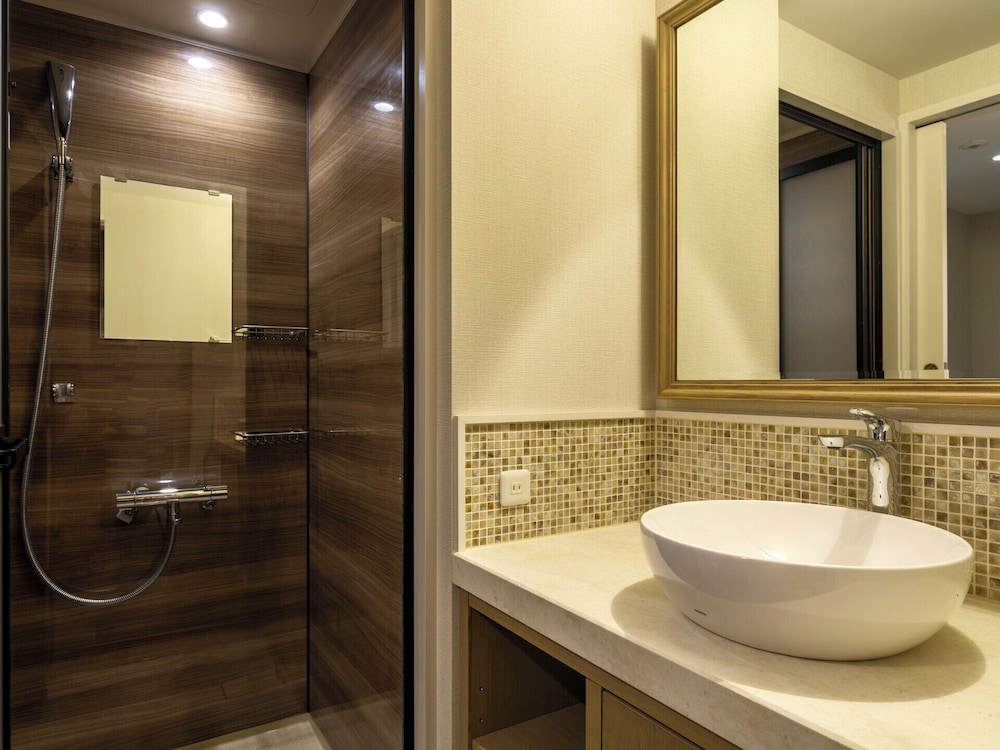 ダブルルーム シャワー付き イースト棟 禁煙 バスルーム0 | ラビスタ熱海テラス