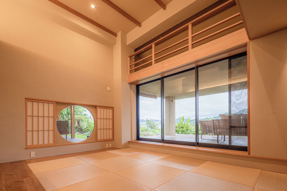 内装1 | 瀬底山水 別館