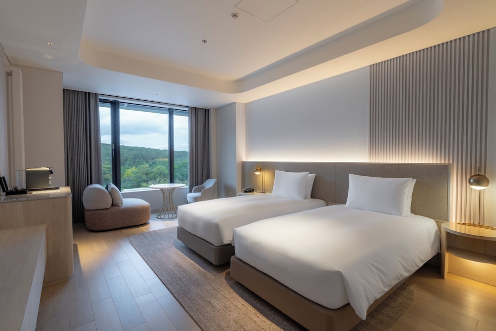 スーペリア ルーム マウンテンビュー | シャレー アイビー ワイス
