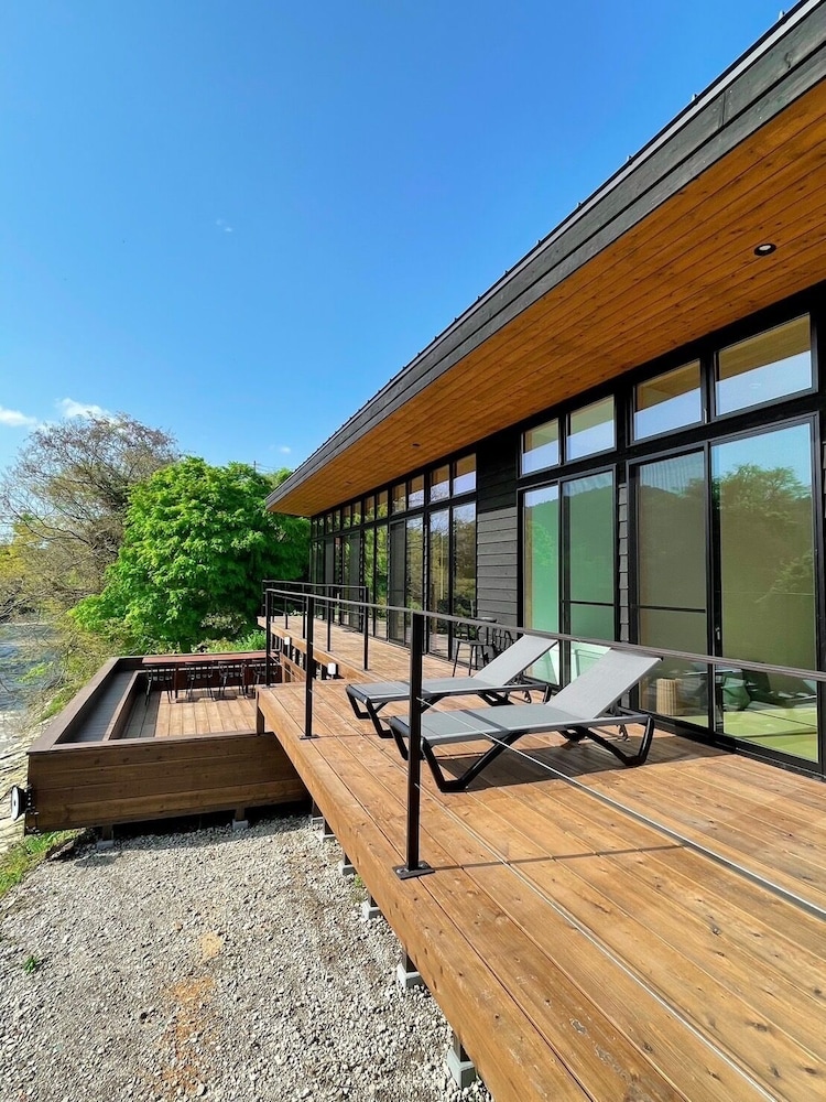 ラグジュアリー ヴィラ リバービュー テラス / パティオ7 | and RIVER勝浦