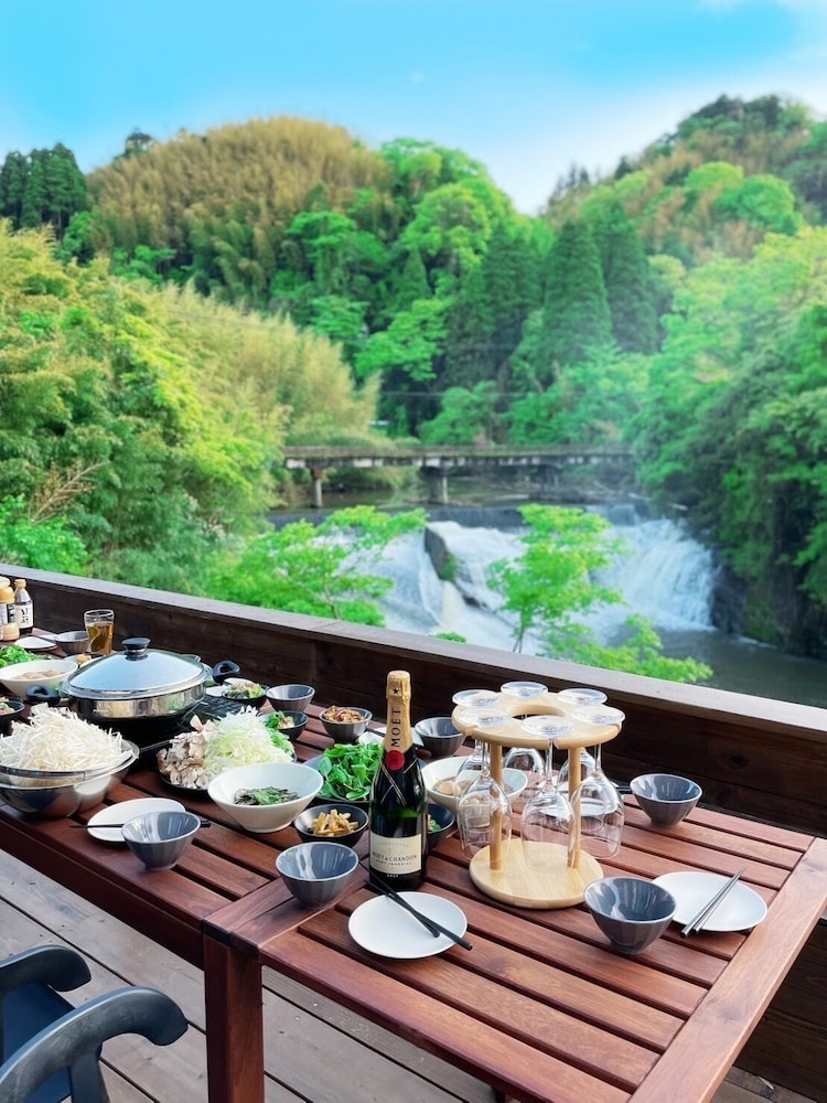 ラグジュアリー ヴィラ リバービュー テラス / パティオ3 | and RIVER勝浦